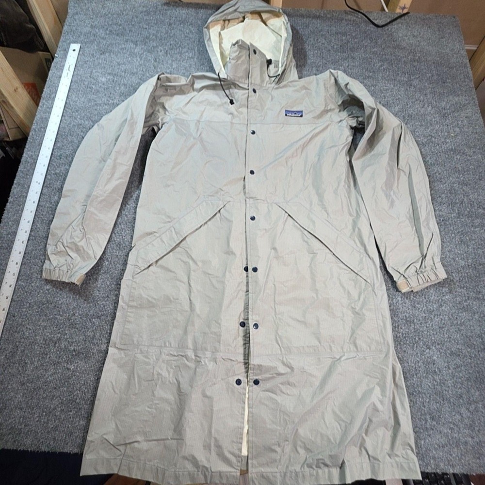Patagonia Coat Mens Small Beige Nylon Hooded Rain Long Zip Hiking Outdoor